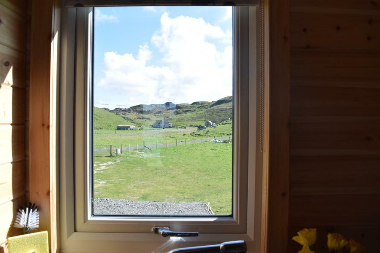 The Beach Bothies Valtos Екстериор снимка
